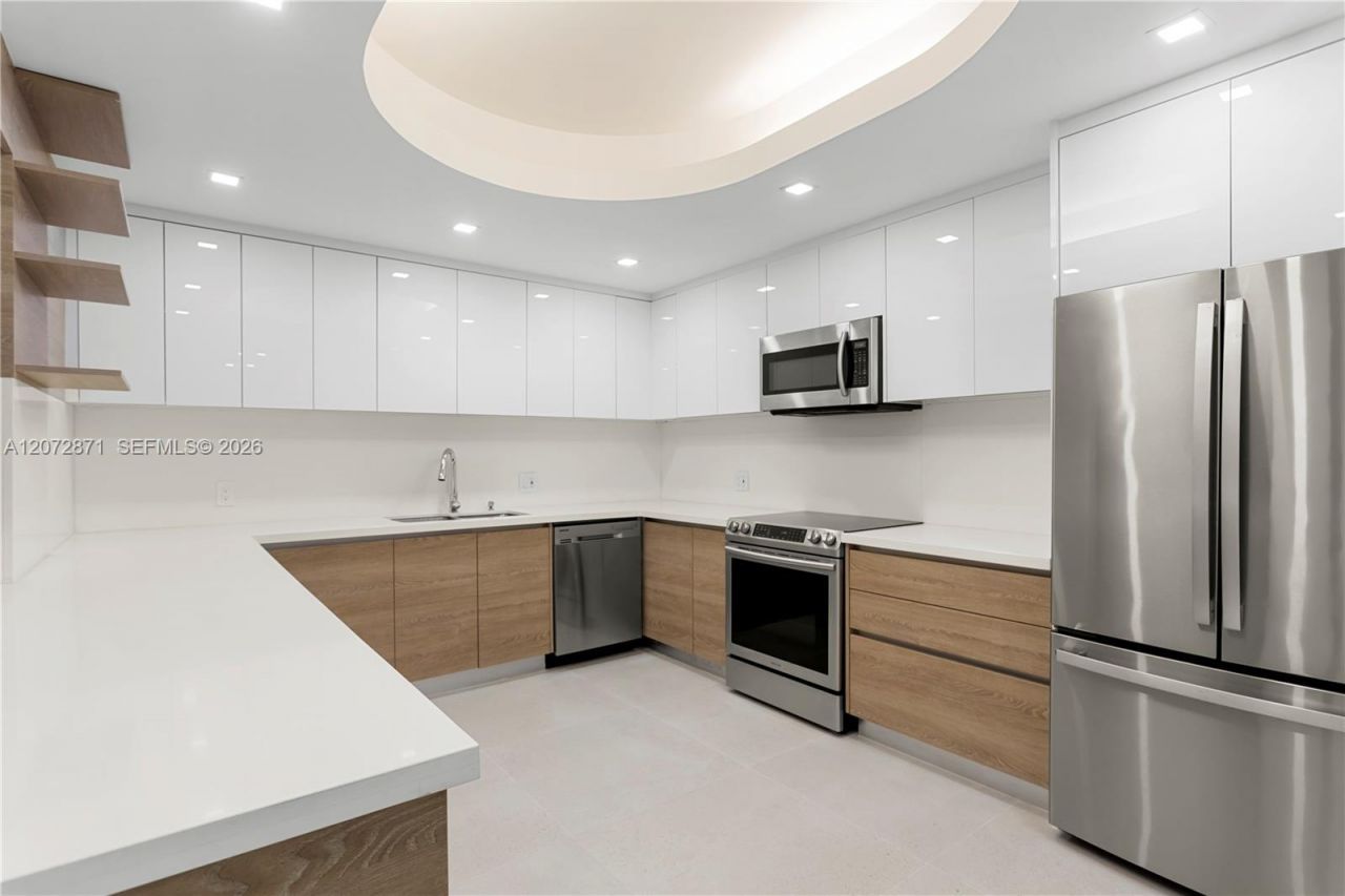 1000 Venetian Way , Unit 301/303, Miami, FL 33139 Photo