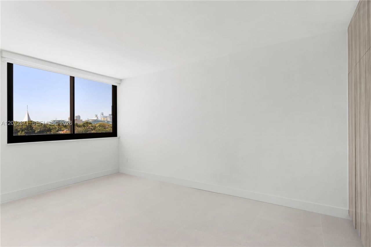 1000 Venetian Way , Unit 301/303, Miami, FL 33139 Photo
