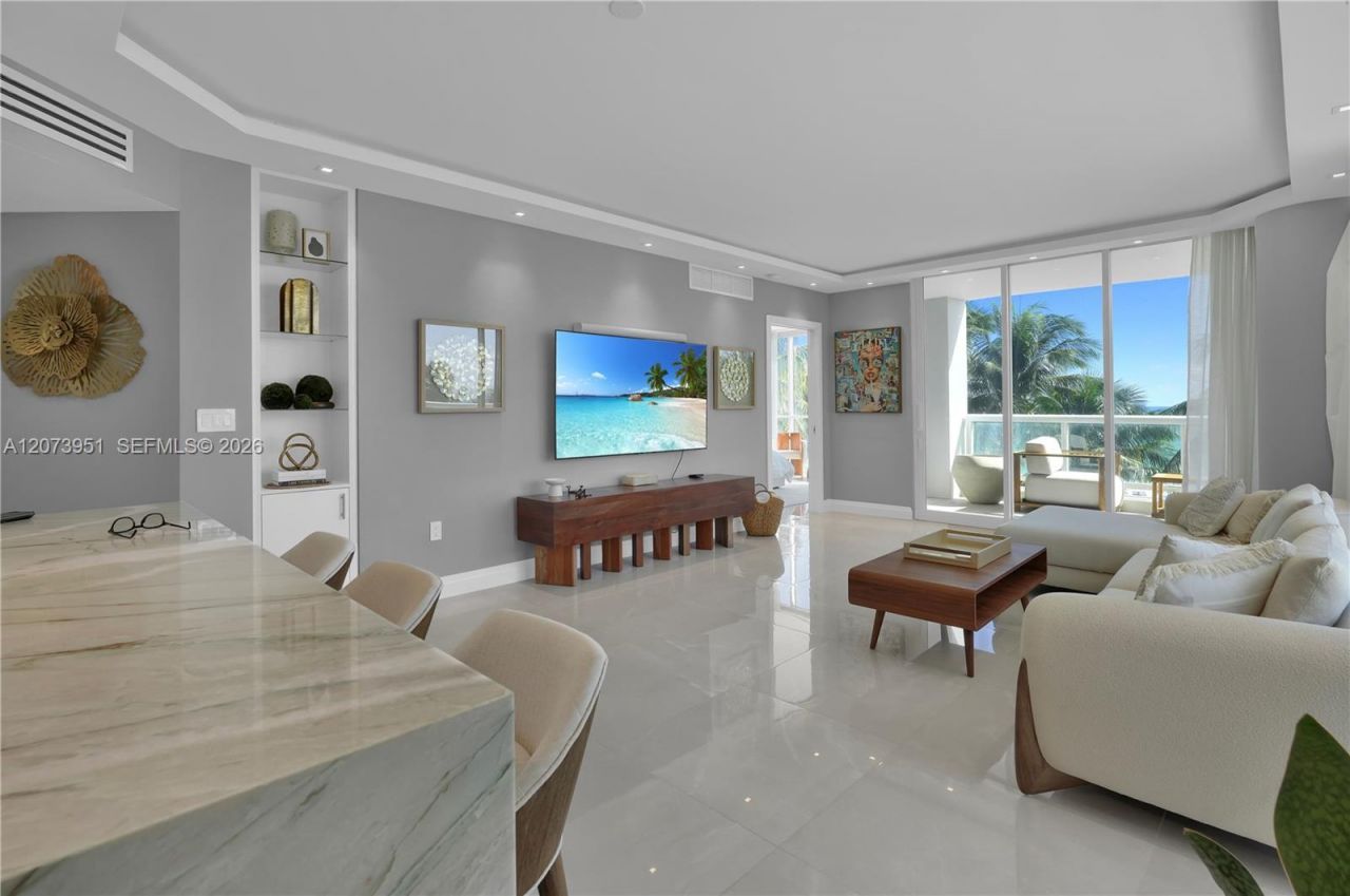 4201 Collins Ave , Unit 401, Miami Beach, FL 33140 Photo