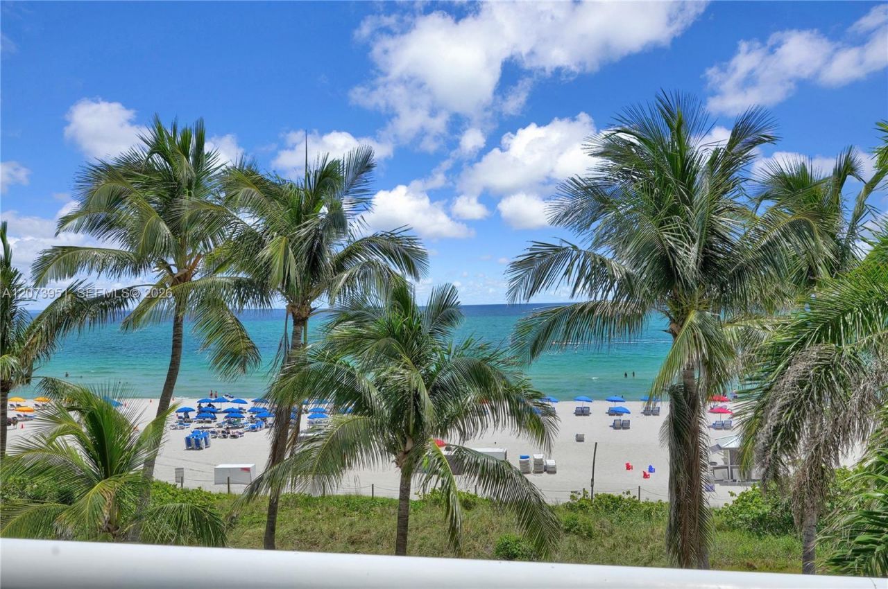 4201 Collins Ave , Unit 401, Miami Beach, FL 33140 Photo