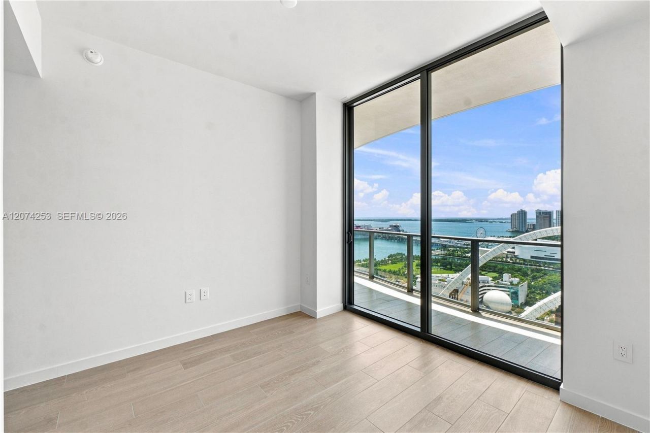 1400 Biscayne Blvd , Unit 3201, Miami, FL 33132 Photo