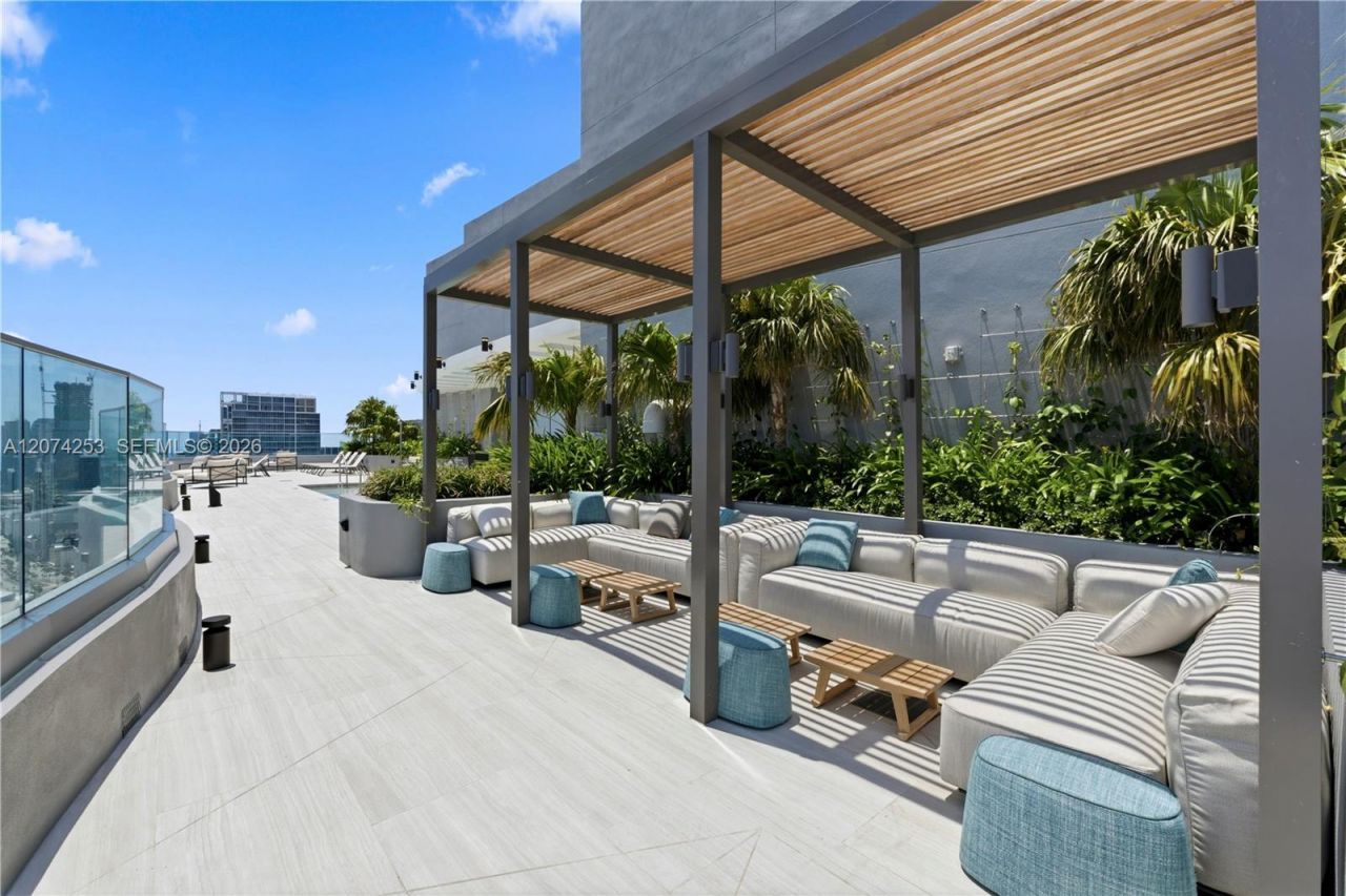 1400 Biscayne Blvd , Unit 3201, Miami, FL 33132 Photo