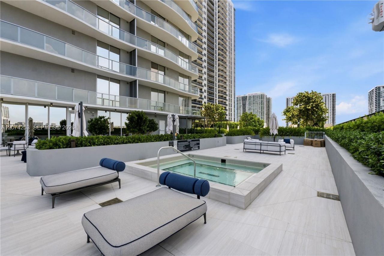 1400 Biscayne Blvd , Unit 3201, Miami, FL 33132 Photo