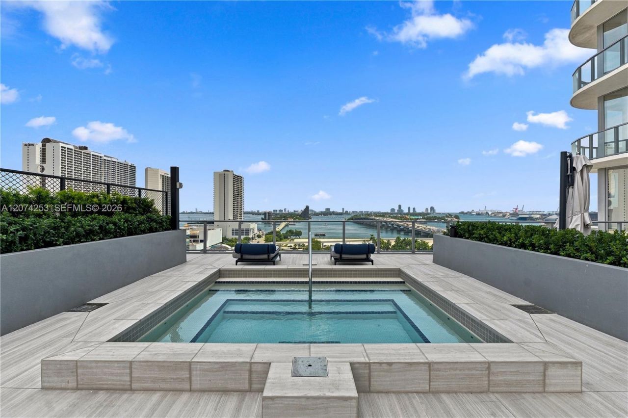 1400 Biscayne Blvd , Unit 3201, Miami, FL 33132 Photo