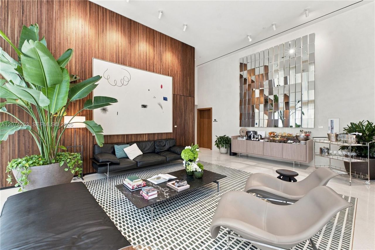 1400 Biscayne Blvd , Unit 3201, Miami, FL 33132 Photo