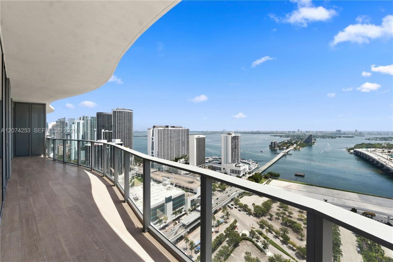 1400 Biscayne Blvd , Unit 3201, Miami, FL 33132 Photo
