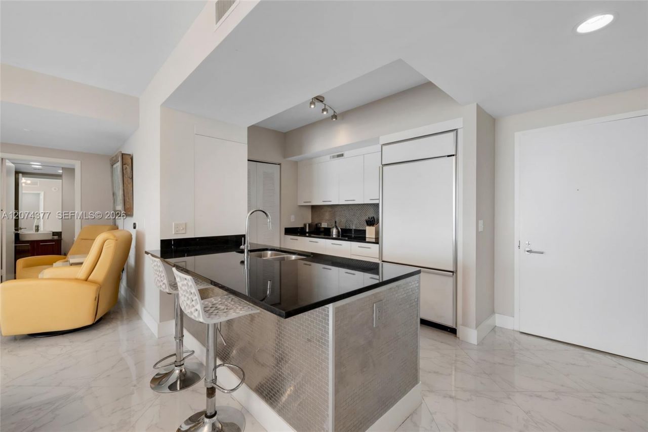 Please Call For Address, Unit 902, Hollywood, FL 33019 Photo