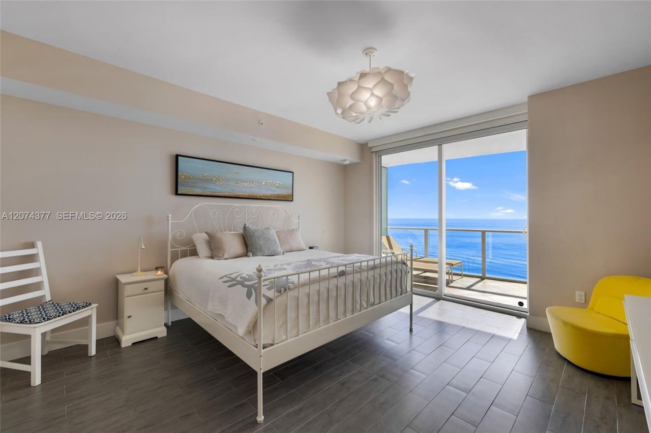 Please Call For Address, Unit 902, Hollywood, FL 33019 Photo