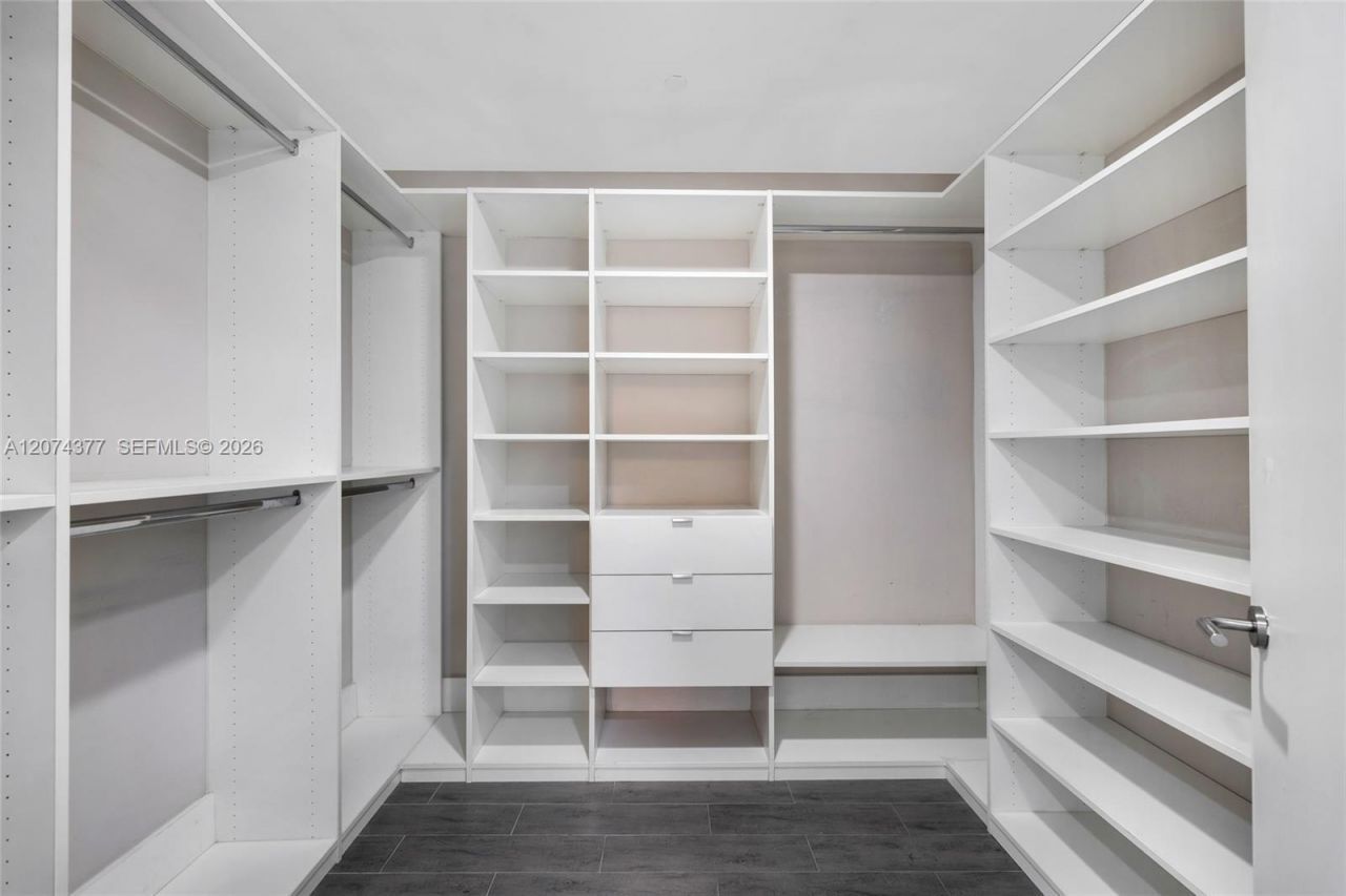 Please Call For Address, Unit 902, Hollywood, FL 33019 Photo