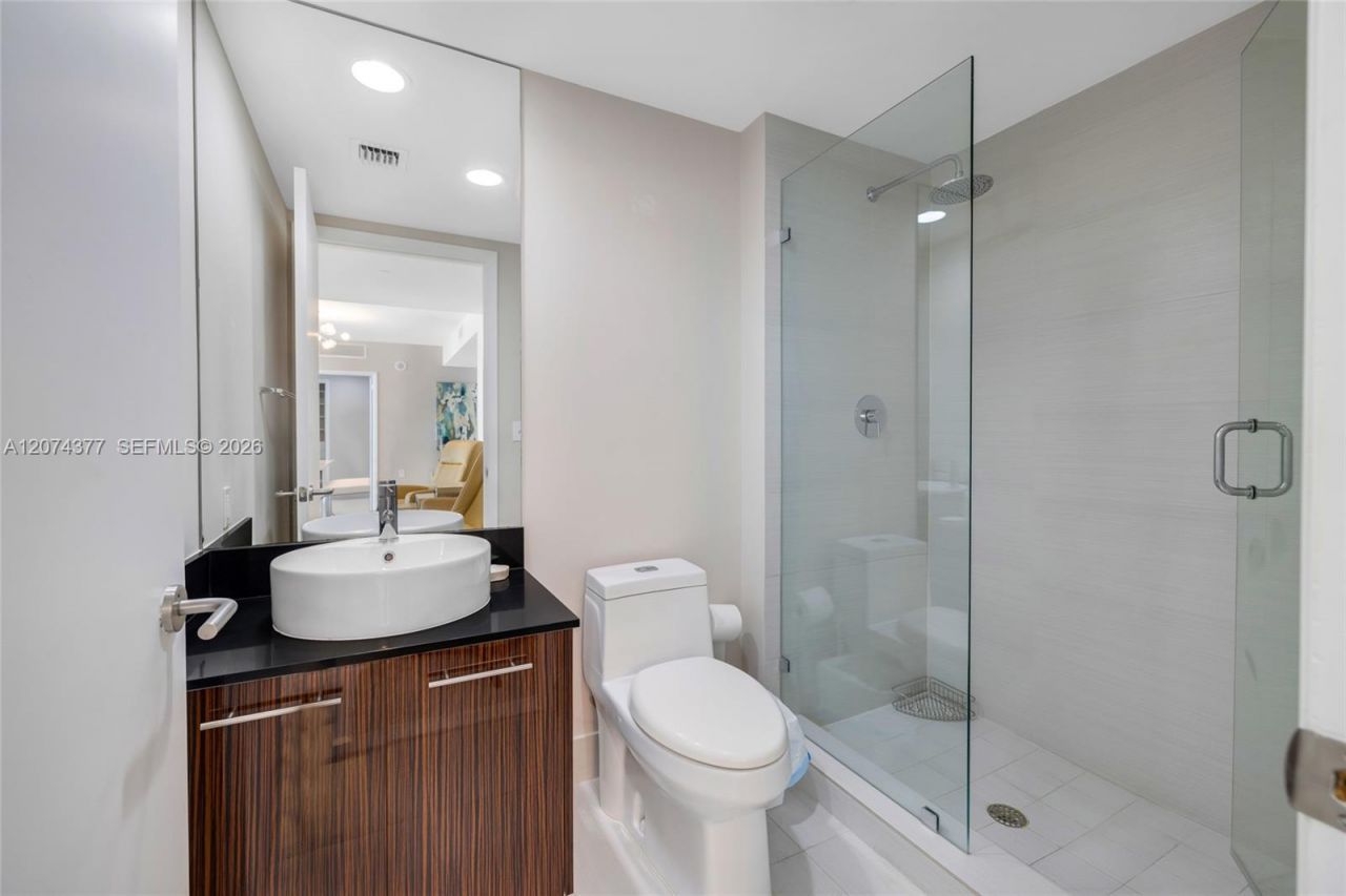 Please Call For Address, Unit 902, Hollywood, FL 33019 Photo