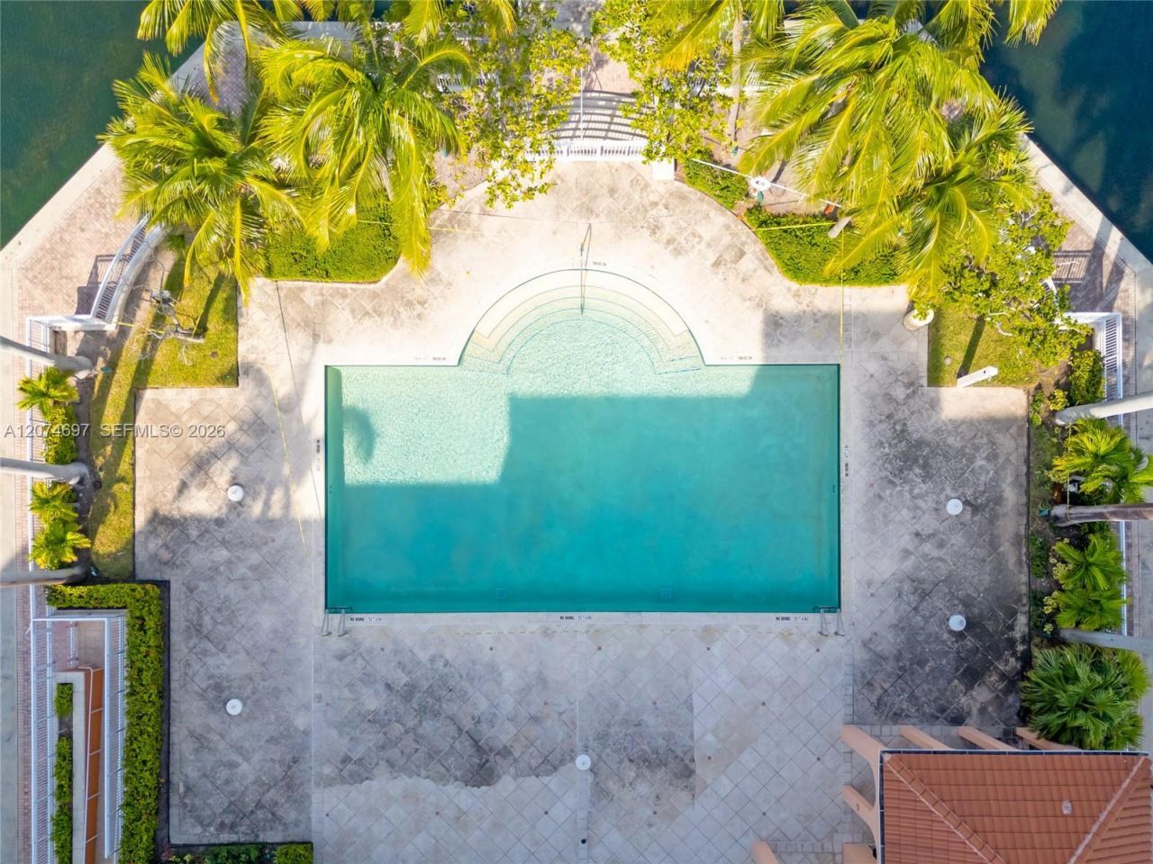 737 Crandon Blvd , Unit PH-1, Key Biscayne, FL 33149 Photo