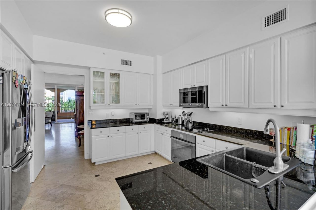 737 Crandon Blvd , Unit PH-1, Key Biscayne, FL 33149 Photo