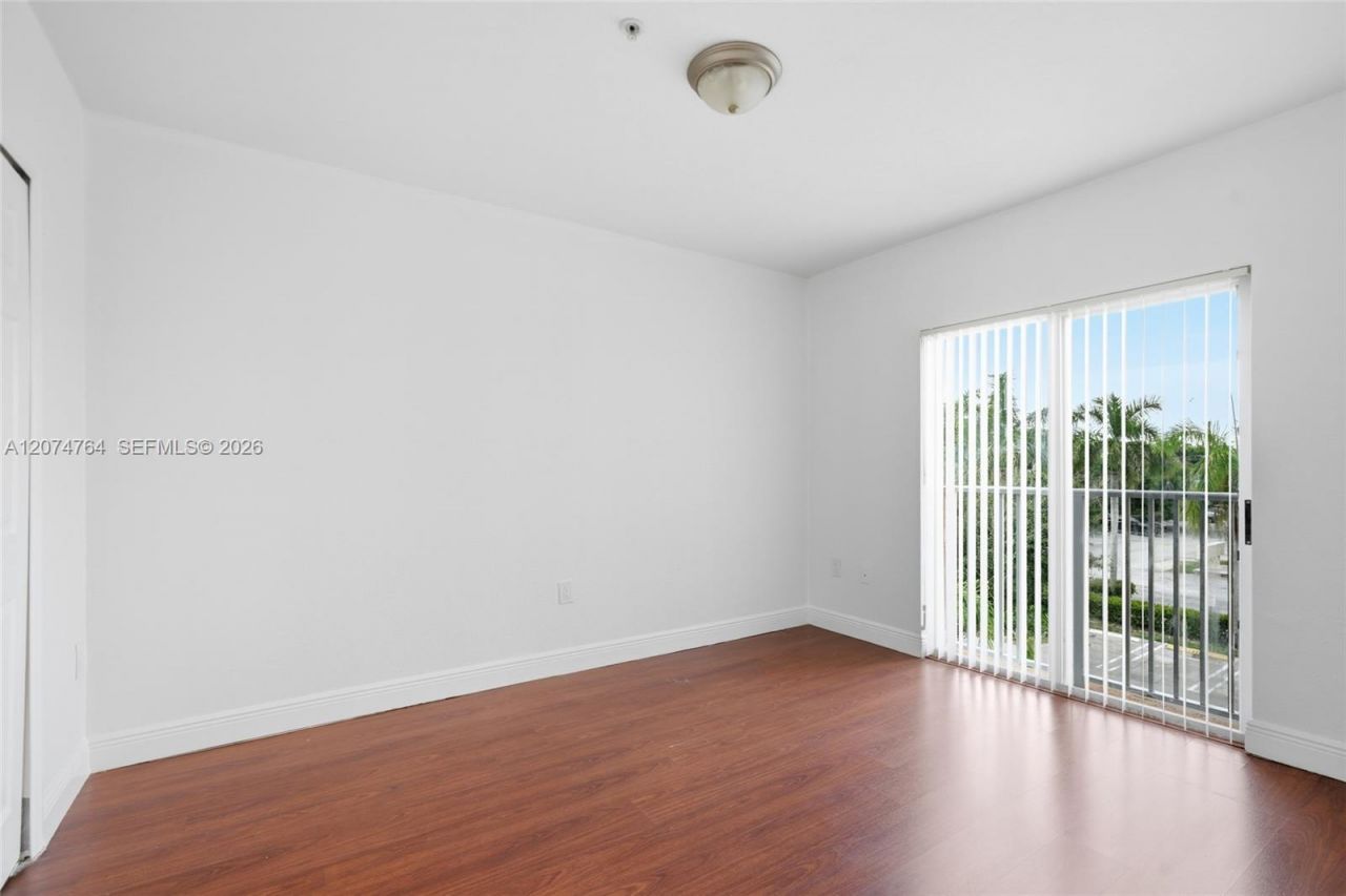 21000 SW 87th Ave , Unit 307, Cutler Bay, FL 33189 Photo