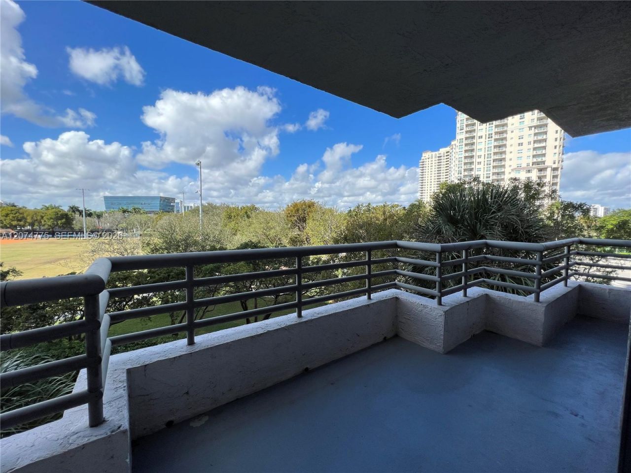 3300 NE 191st St , Unit 406, Aventura, FL 33180 Photo
