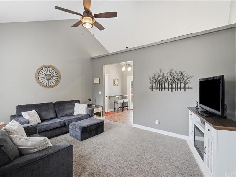 2112 Simon Court, Springfield, OH 45503 Photo 12