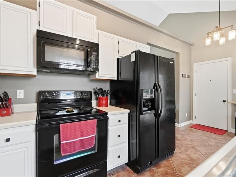 2112 Simon Court, Springfield, OH 45503 Photo 24