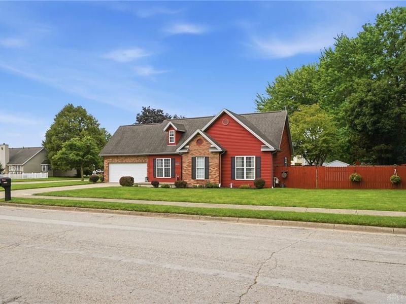 2112 Simon Court, Springfield, OH 45503 Photo 4