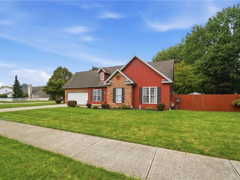 2112 Simon Court, Springfield, OH 45503 Photo 5