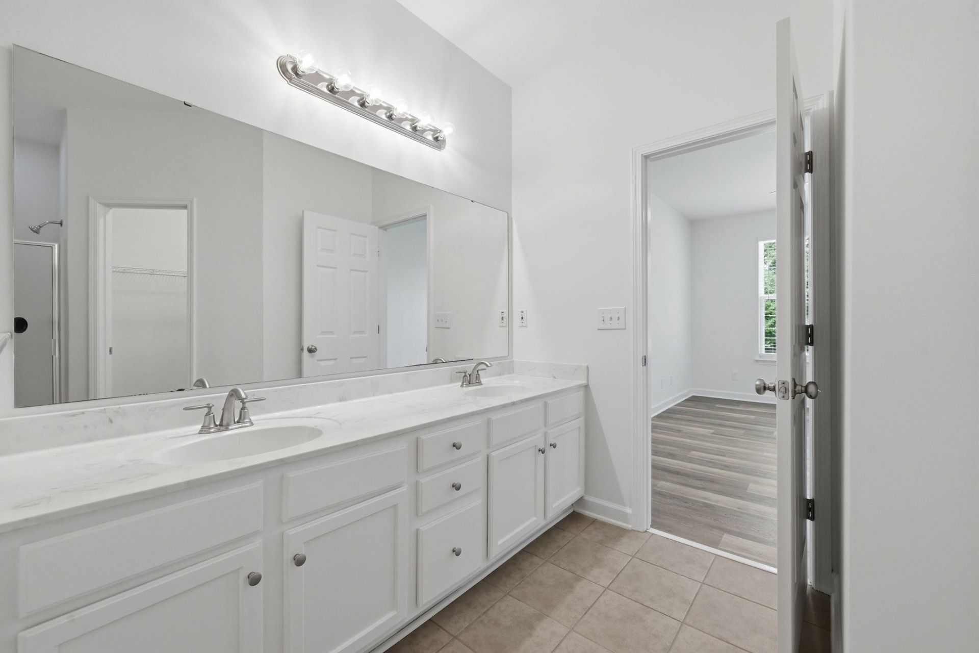 338 Vermillion Dr. Photo 23
