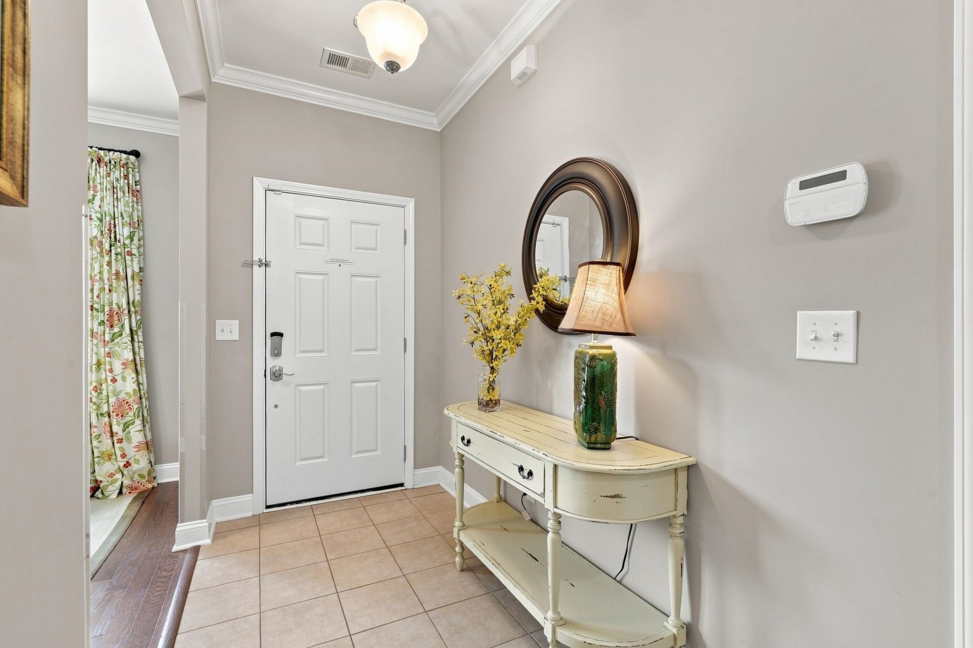 6014 Catalina Dr. Photo 2