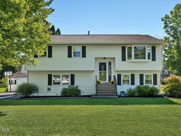 1 Dyer Drive, Latham, NY 12110