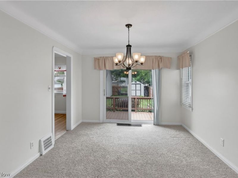 8120 Pelham Drive, Parma, OH 44129 Photo 11