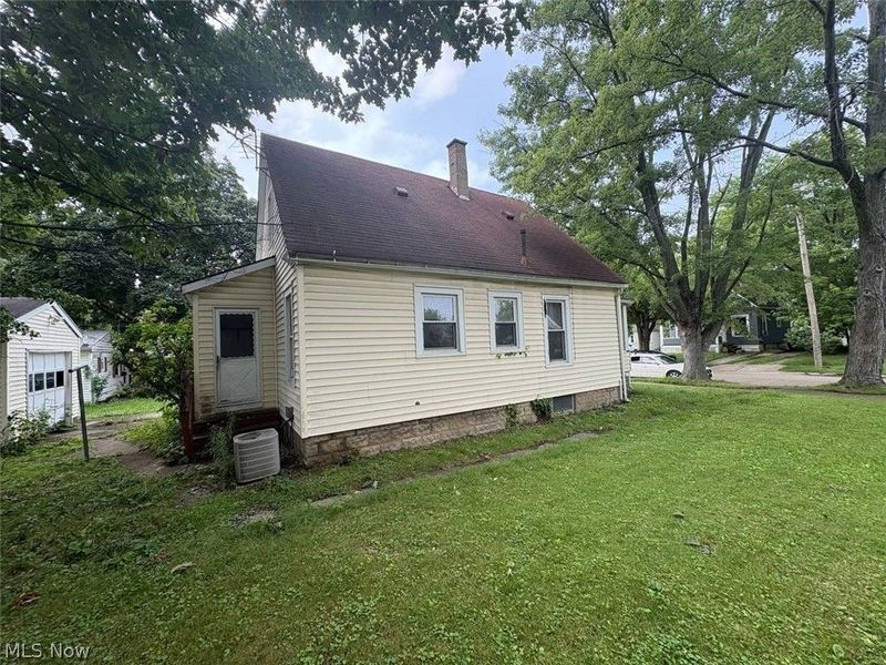 120 Taft Avenue, Elyria, OH 44035 Photo 4