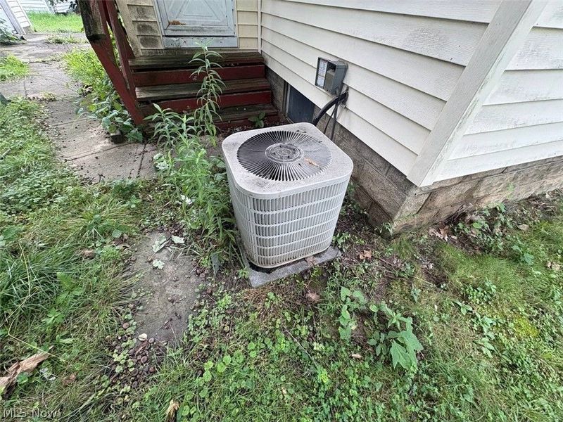 120 Taft Avenue, Elyria, OH 44035 Photo 8