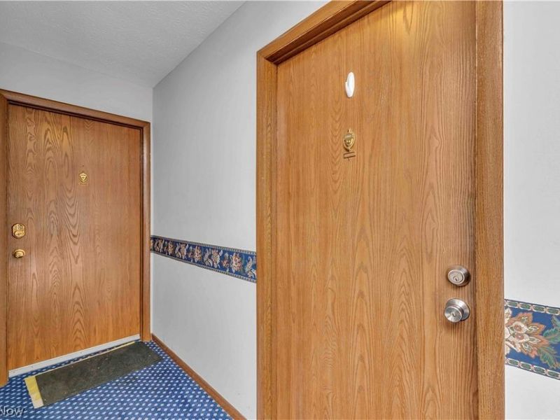 1633 Cedarwood Drive, Unit 320, Westlake, OH 44145 Photo 3