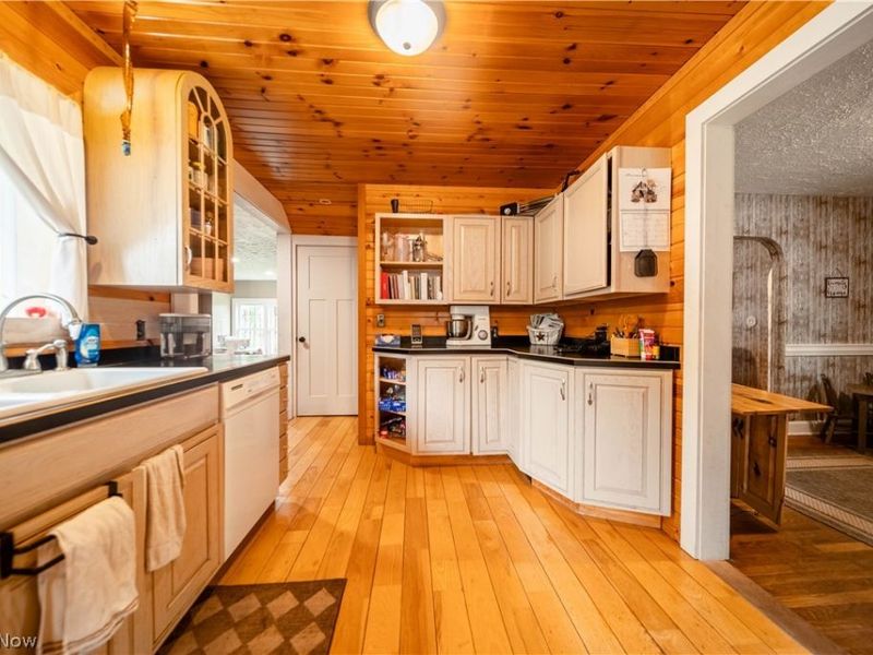 357 State Road, Warren, OH 44483 Photo 15