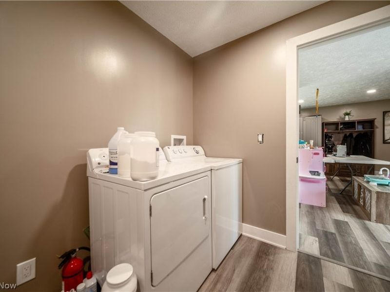 357 State Road, Warren, OH 44483 Photo 35