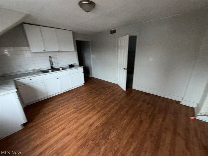 3150 W 40th Street , Cleveland, OH 44109 Photo 19