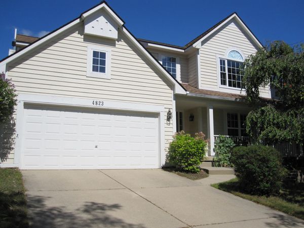 4823 N Ridgeside Circle, Ann Arbor, MI 48105