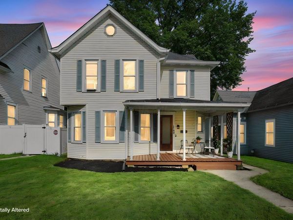 1158 N Columbus Street , Lancaster, OH 43130