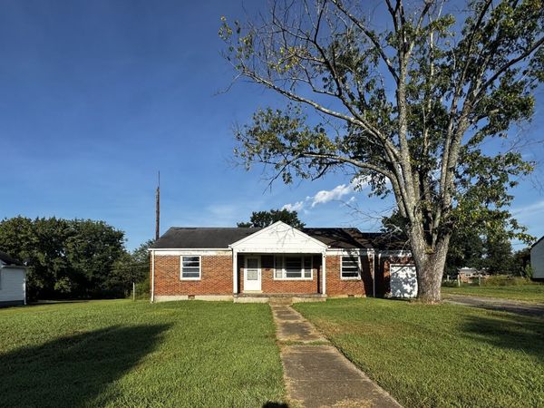 518 Colburn Dr , Lewisburg, TN 37091