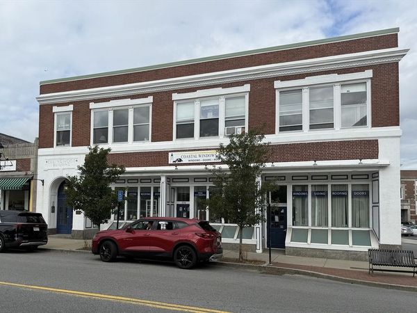 238 Cabot St, Beverly, MA 01915