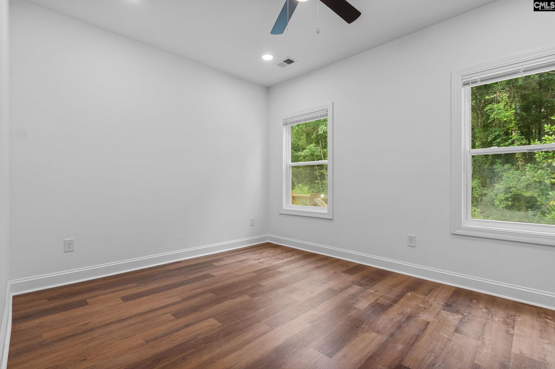 6803 Wakefield Road  Photo 11