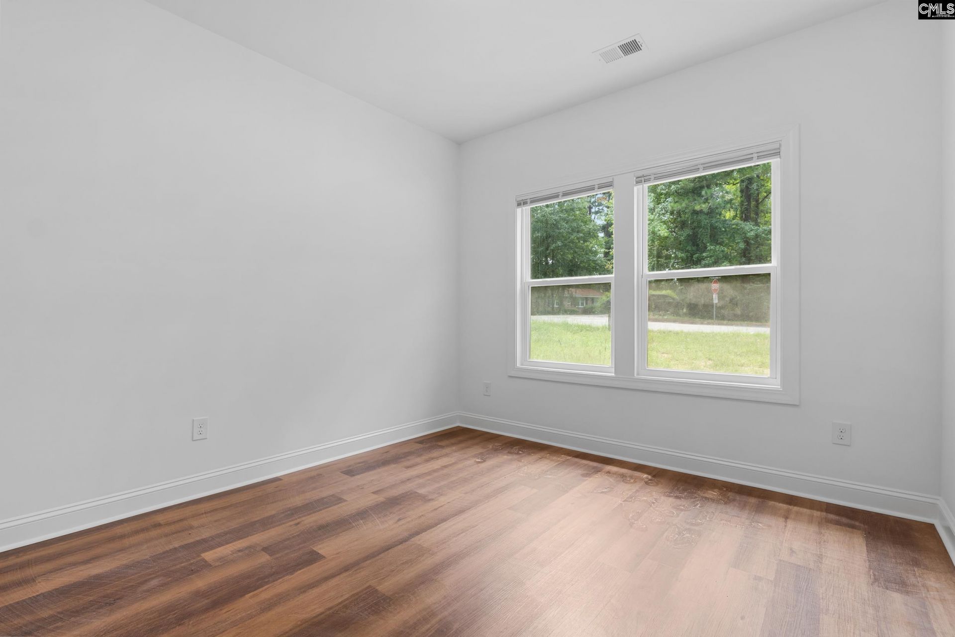 6803 Wakefield Road  Photo 16