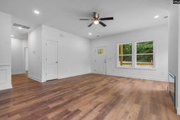 6803 Wakefield Road  photo 4