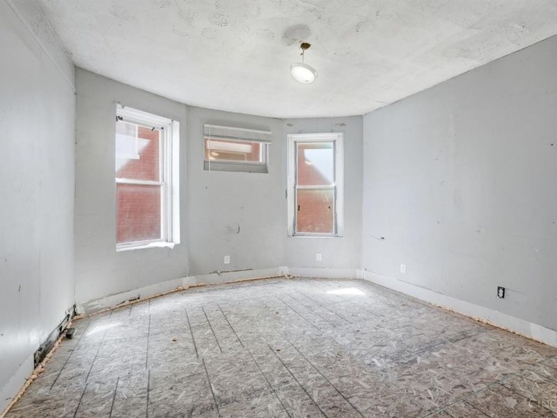 3487 Harvey Avenue, Cincinnati, OH 45229 Photo 9