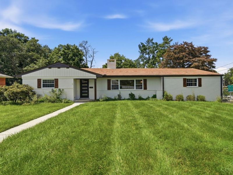 9299 Fidelis Drive, Blue Ash, OH 45242 Photo 1