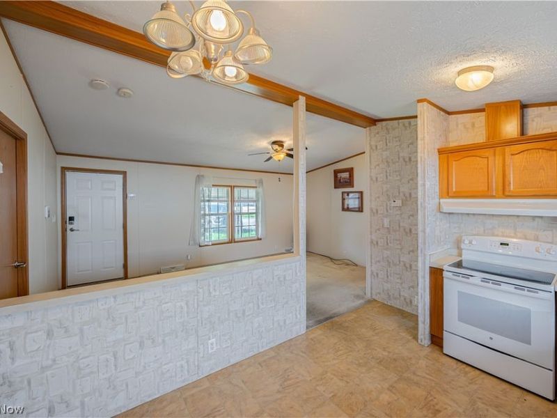 2700 Brookpark Road , Unit 101, Cleveland, OH 44134 Photo 9