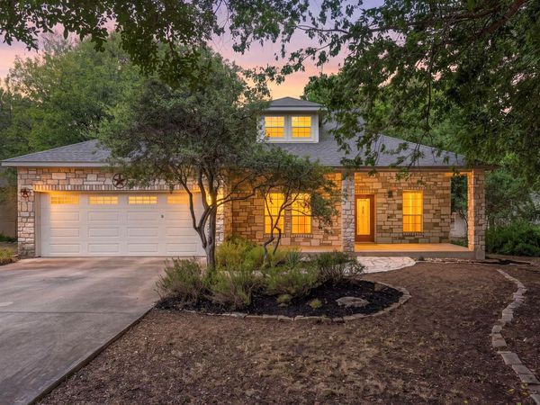 98 Brookhollow DR, Wimberley, TX 78676