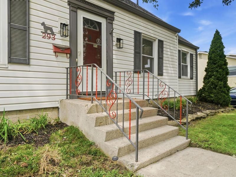 293 Pasadena Avenue, Columbus, OH 43228 Photo 11