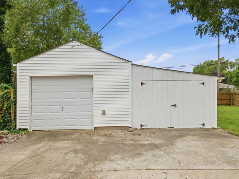 293 Pasadena Avenue, Columbus, OH 43228 Photo 41