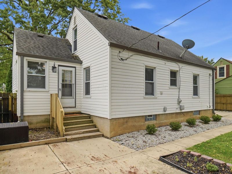 293 Pasadena Avenue, Columbus, OH 43228 Photo 42