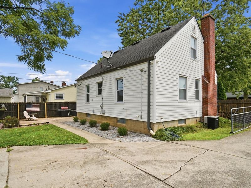293 Pasadena Avenue, Columbus, OH 43228 Photo 46