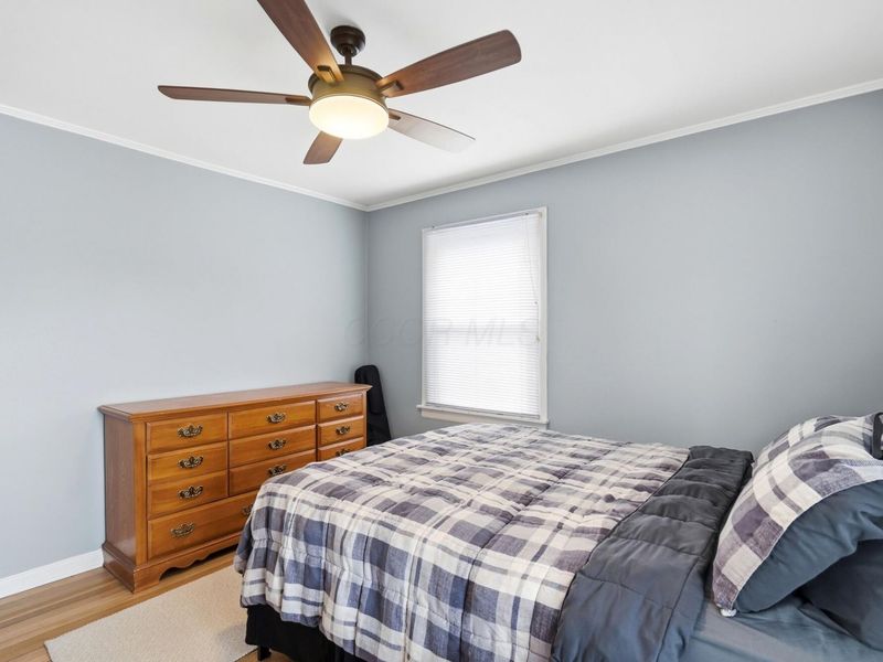 293 Pasadena Avenue, Columbus, OH 43228 Photo 6