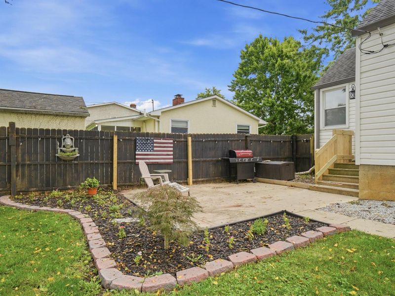 293 Pasadena Avenue, Columbus, OH 43228 Photo 7