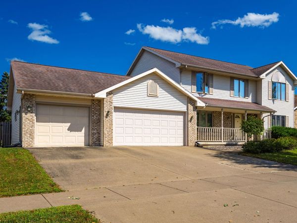 524 10th Ave N, Onalaska, WI 54650